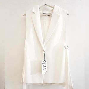 Brand New Chic Zara White V Neck Vest size XS